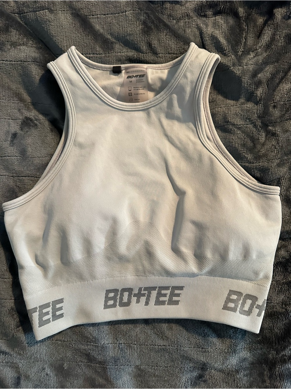 BO+TEE White High-Neck Seamless Sports Crop Top